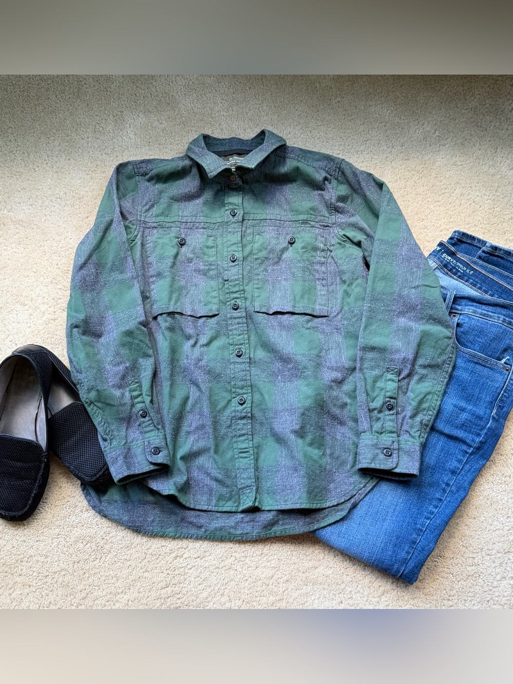 REI Co-op Women’s Green Plaid Flannel Button Up Outdoor Casual Shirt - S - VGUC